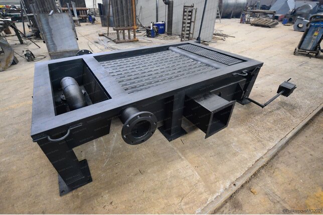 Топка ручная с поворотными колосниками котла КВм 2.5