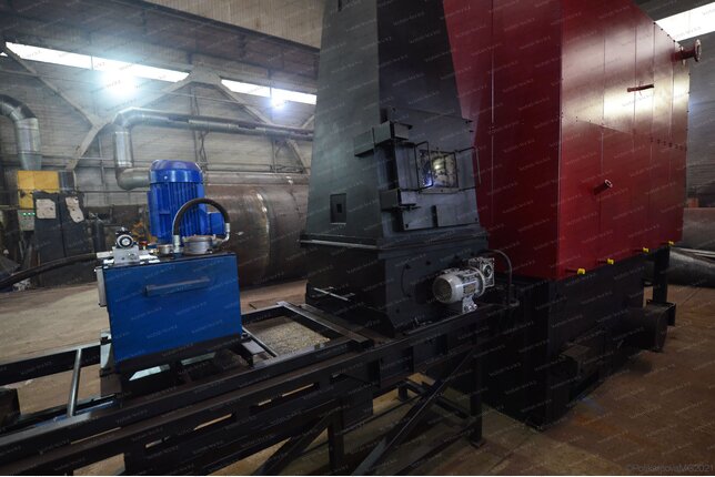 Питатель плунжерный котла 1100 кВт на опилках